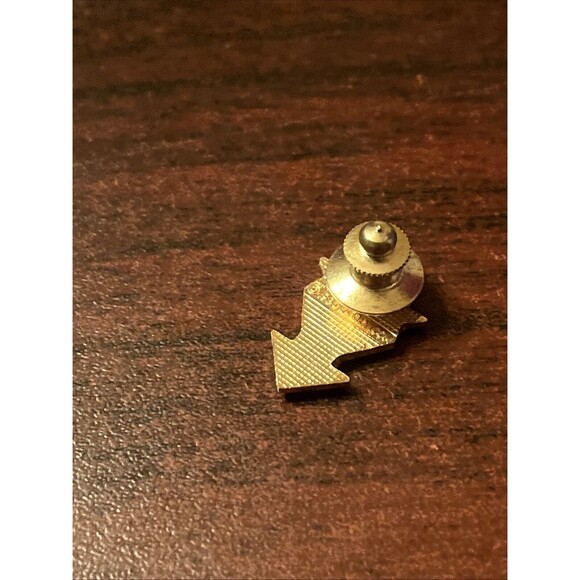 1984 Los Angeles Olympics Arrowhead‎ Water Sponsor Lapel Hat Pin - Picture 3 of 3